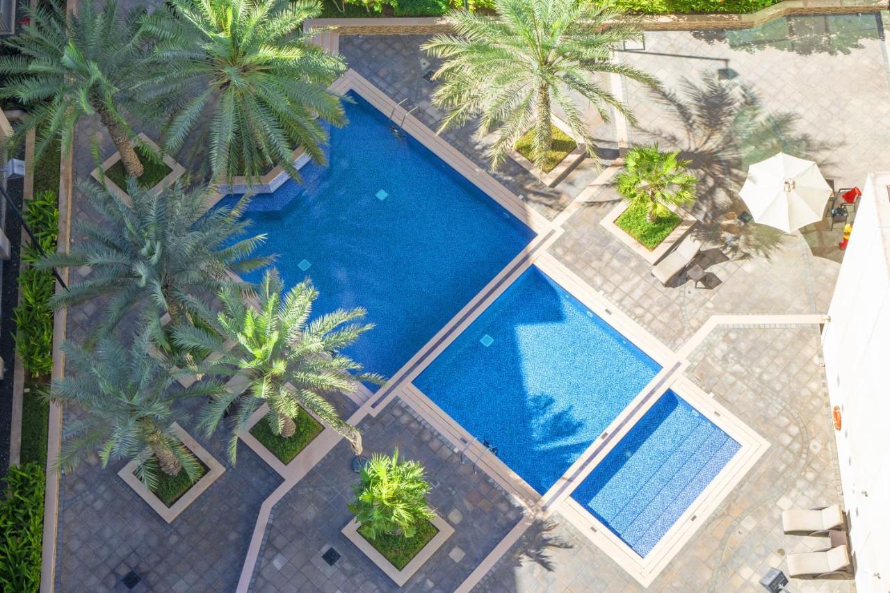 Chic 2Br Apartment, Prime Location Near Dubai Mall - Allsopp&Allsopp Luaran gambar