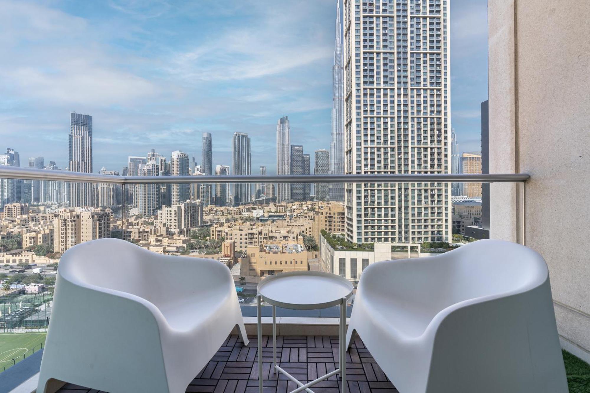 Chic 2Br Apartment, Prime Location Near Dubai Mall - Allsopp&Allsopp Luaran gambar